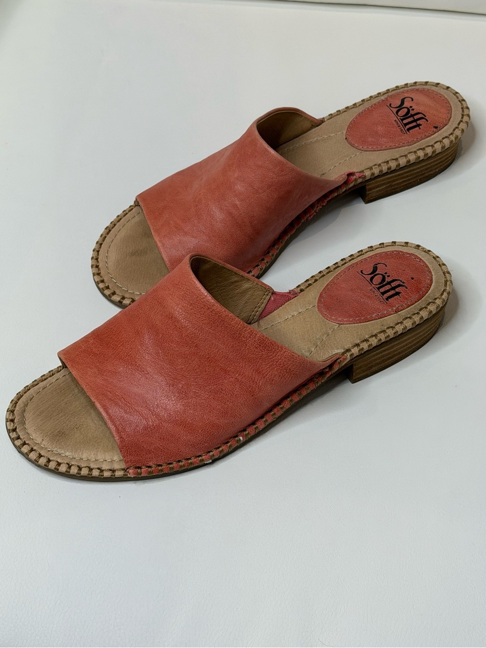Sofft Nalanie Coral Pink Leather Slide Sandals Size 9.5
